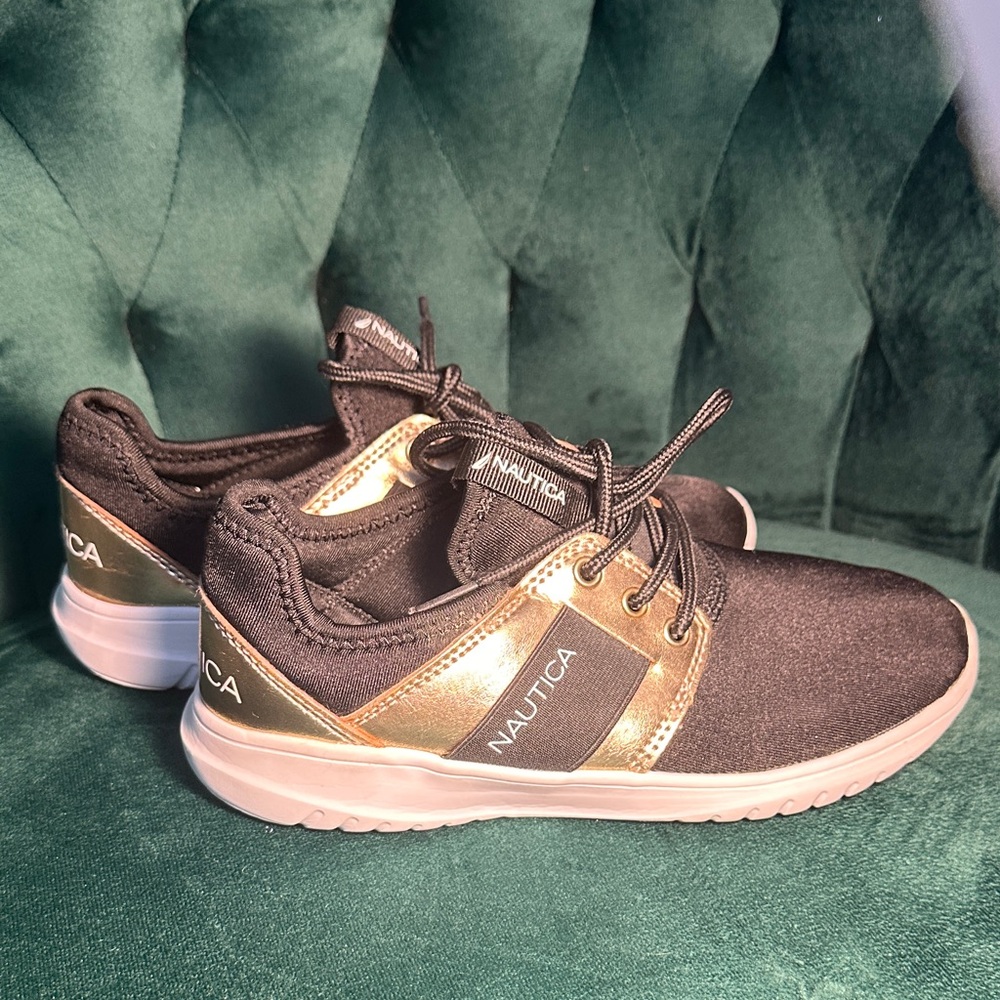 Nautica kid’s Black Sneakers with Gold Highlights